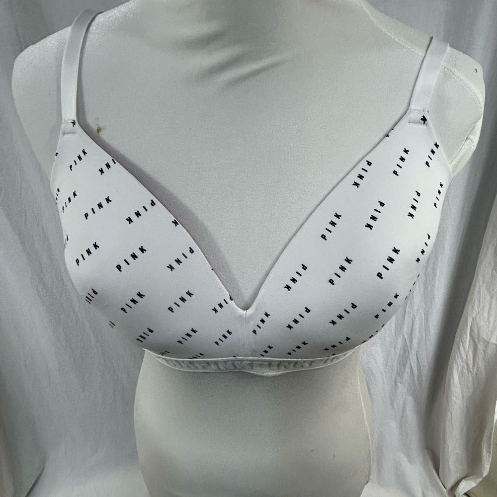 PINK Victoria's Secret White Logo Print Bra